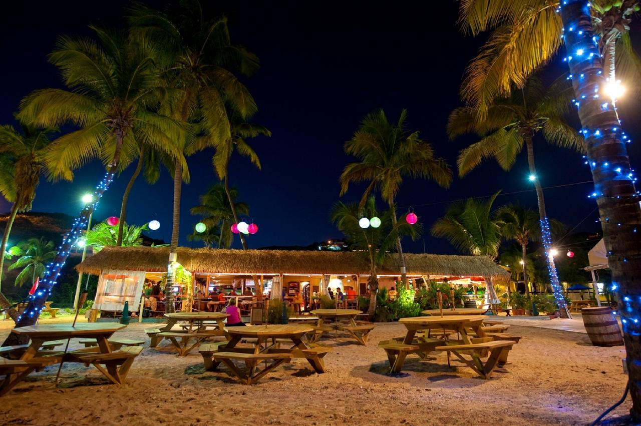 Bolongo Bay Beach Resort Restoran foto